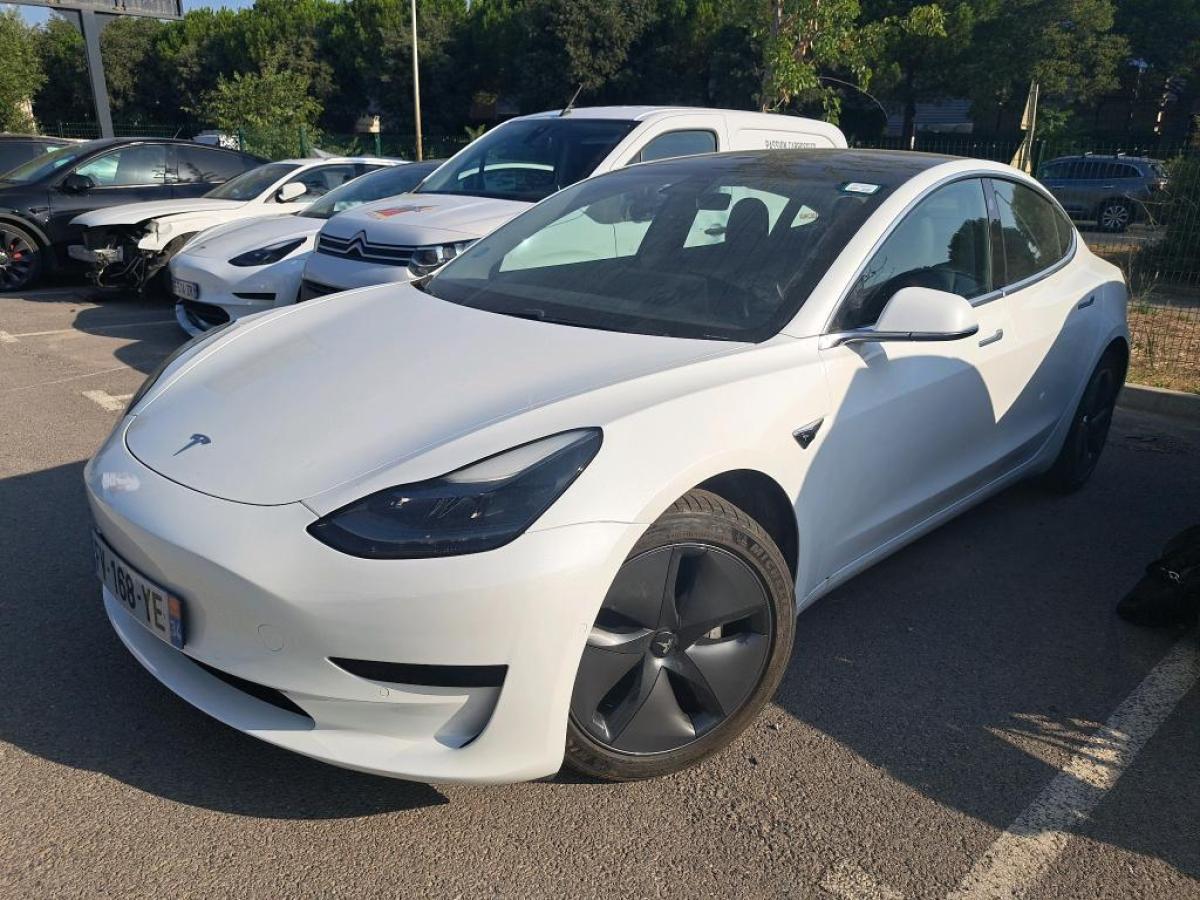 TESLA MODEL 3 Standard Range Plus RWD